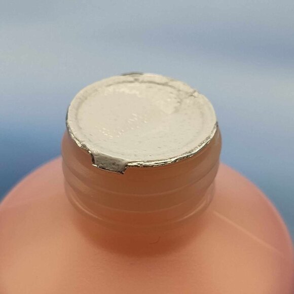 16oz. Philosophy Pink Chocolate Macaroon 3-1shower gel, bubble bath & shampoo - Picture 4 of 4